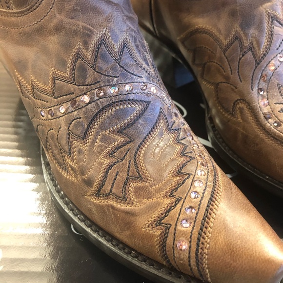 Dan Post ladies custom boots tan pink stones NWT - Picture 2 of 9